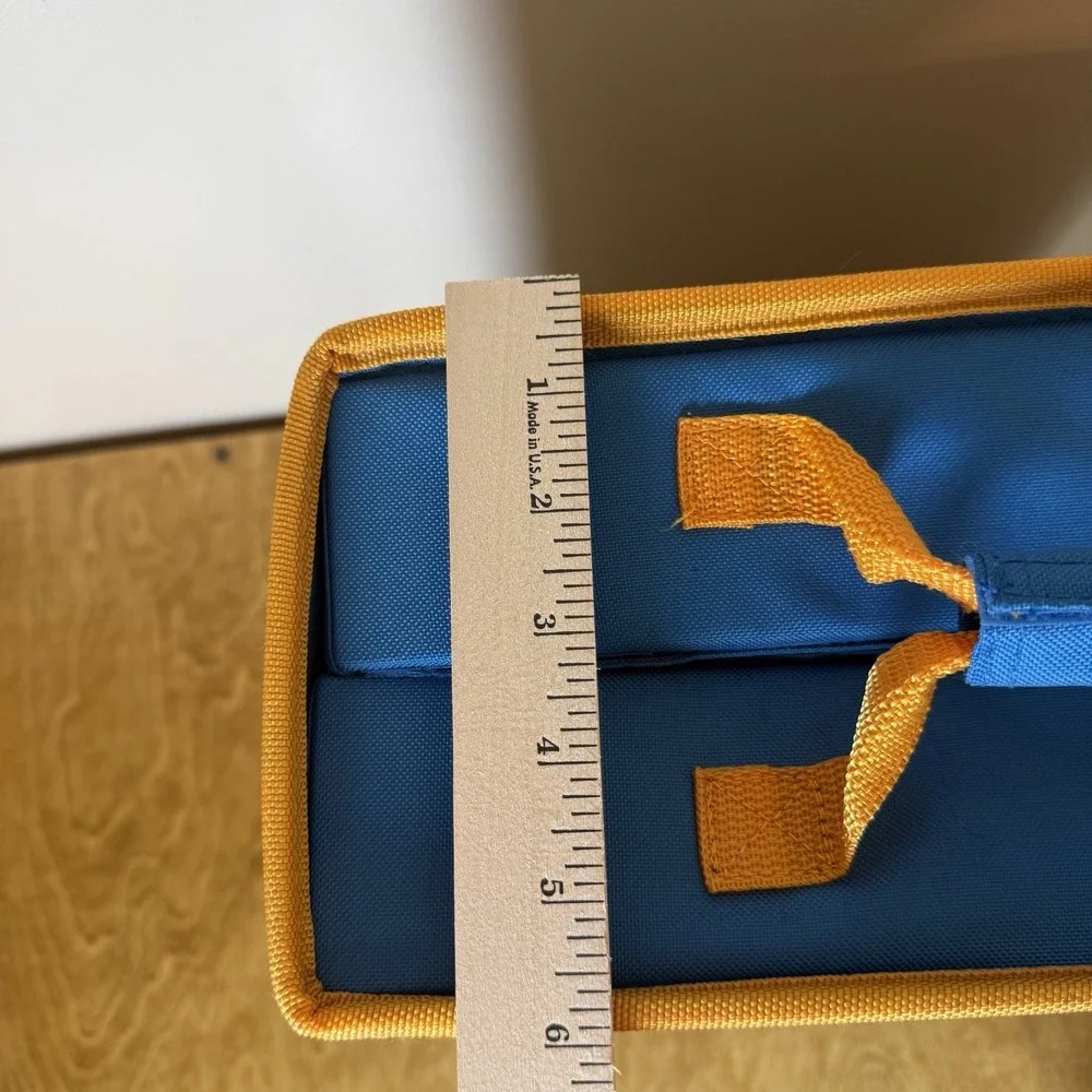 Skylanders Giants Carrying Case Removable Shelves